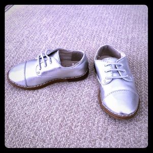 GAP baby oxfords